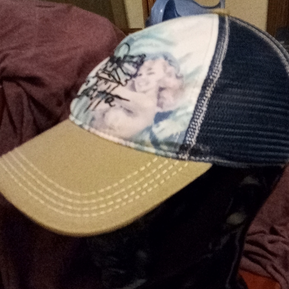Baseball hat - Picture 2 of 3